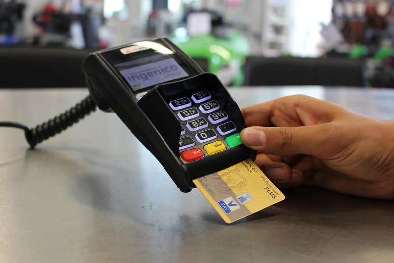 Combien ça coûte vraiment ? Les variations par caisse